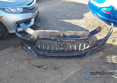 2019 Maserati Ghibli z USA, uszkodzony, nr VIN ZAM57XSA1K1319433